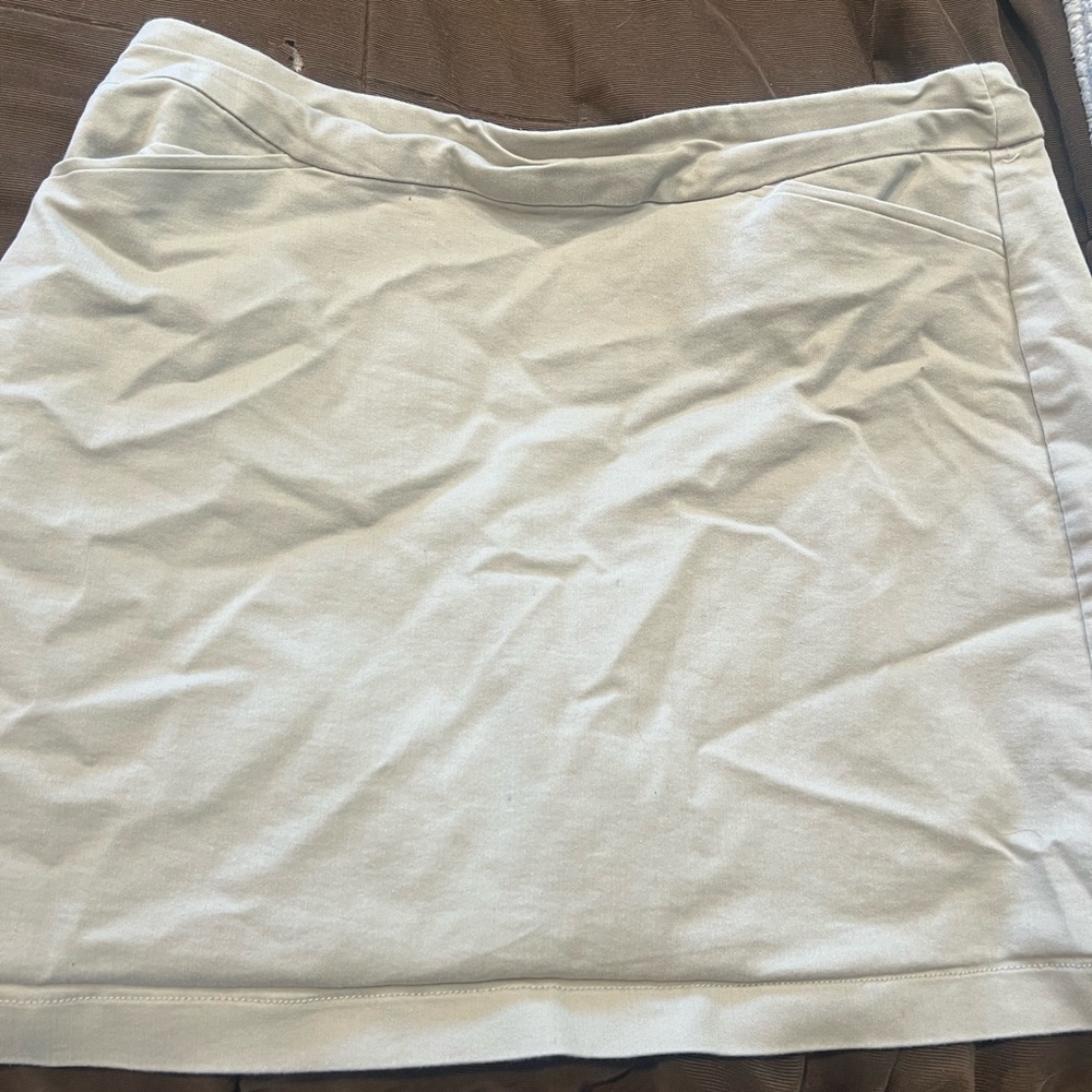Croft & Barrow Cream Mini Skirt